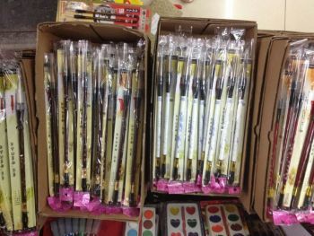 青花瓷毛筆0017_天津東風文教用品_義烏國際商貿城三區(qū)_義烏購
